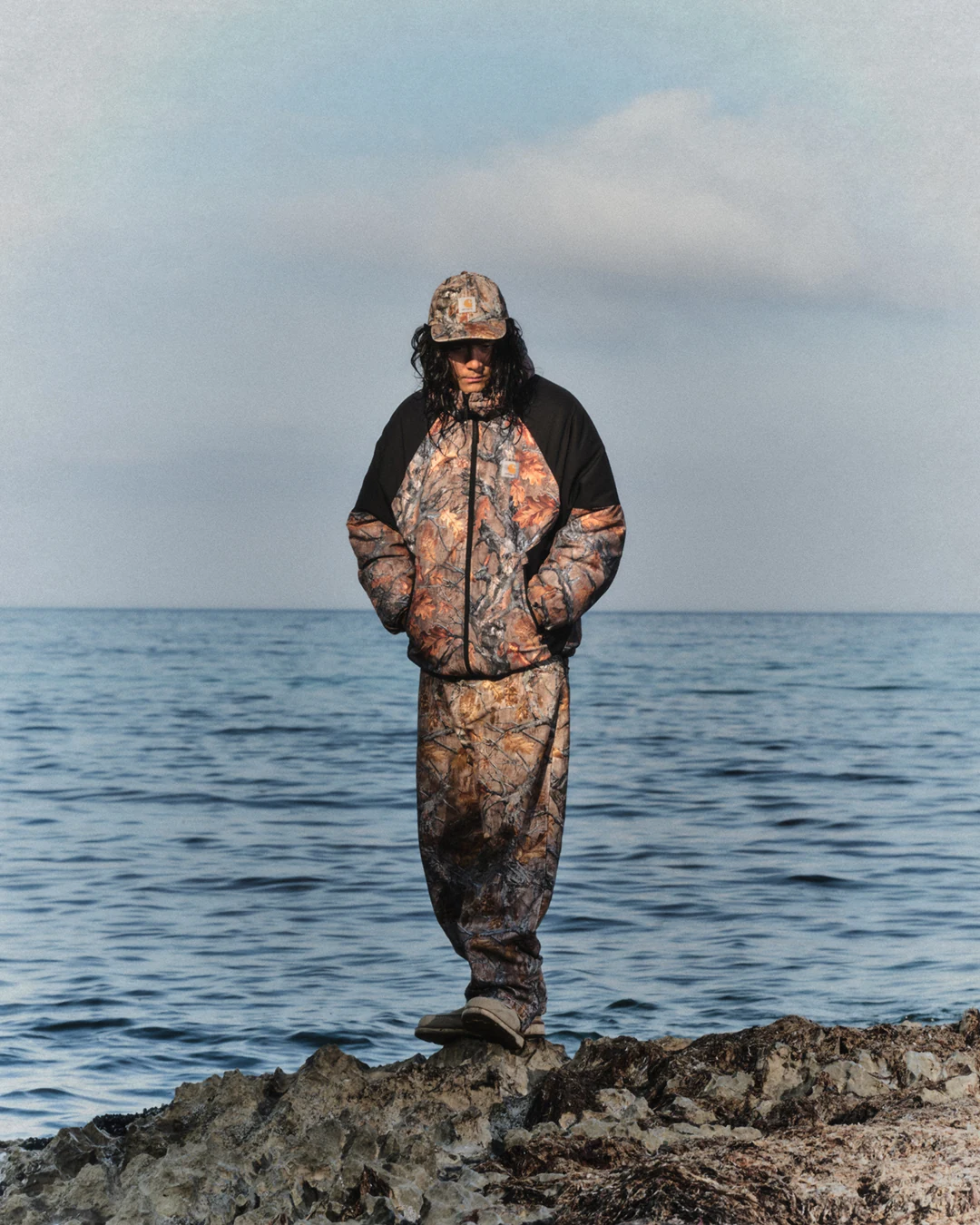 A selected image from the Carhartt WIP Hong Kong Autumn/Winter 2025 editorial. Image 4.